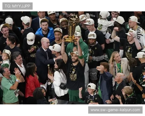 凯尔特人板凳深度让冠军争议火药味十足